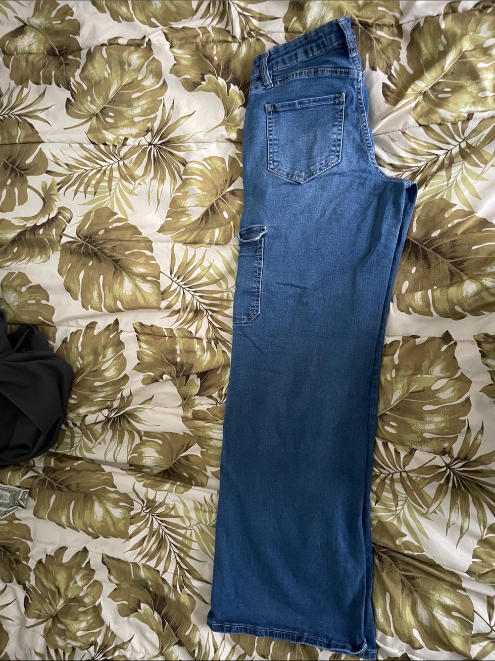 YMI Women's Flare Jeans in Medium Blue